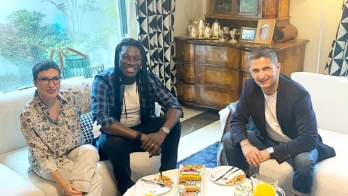 Gomis, întâlnire emoționantă cu Răzvan Lucescu! Marele fotbalist a dezvăluit legătura specială pe care o are cu antrenorul român: „Mulțumesc pentru tot!” | FOTO