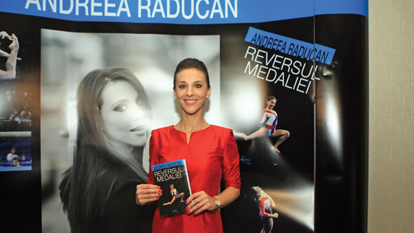 "Nu mă simt un copil bătut al României". Ce spune Andreea Răducan despre cartea fostei sale colege, Maria OIaru 