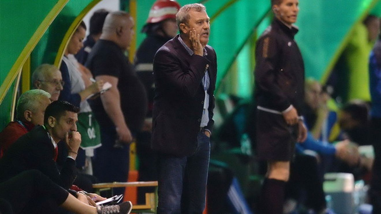 Rednic, spumos la finalul meciului: "Eu nu sunt Mulțescu sau Șumudică să fac minuni în două zile. Meritul e al băieților". Ce a spus despre fanii dinamoviști, care i-au scandat numele lui Bărboianu