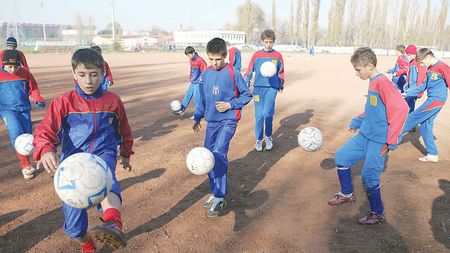Steaua îl aduce pe Cornel Jurcă, șlefuitorul de talente
