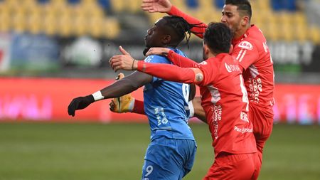 Chindia Târgoviște - UTA Arad, 2-1, în etapa 24 din Superliga. Echipa condusă de Toni Petrea urcă până pe locul 8 al clasamentului
