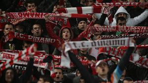 Fanii acuză conducerea lui Dinamo:** "Vina este a lui Nicolae Badea pentru că ar fi trebuit să închirieze mai multe locuri de la început"