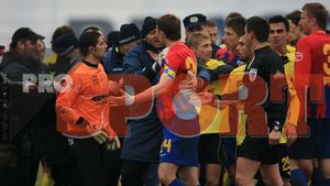 Bătaie la final de meci!** "Cineva i-a dat un pumn lui Dayro, dar nu cred că a fost Răzvan!"