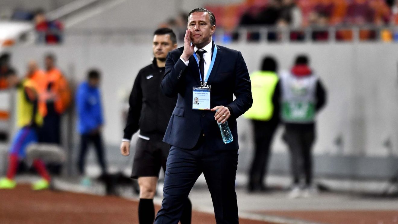 ULTIMA ORĂ | Reghecampf și-a găsit echipă! Fostul antrenor al FCSB se va bate la titlu cu Răzvan Lucescu