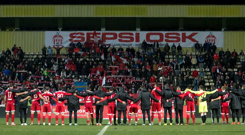 Culisele primului meci în Liga 1 pe teren propriu al echipei Sepsi. Cum decurg lucrările la stadionul Tineretului, ce impresie a lăsat Stefan Nikolic și câți suporteri sunt așteptați de la Sfântu Gheorghe