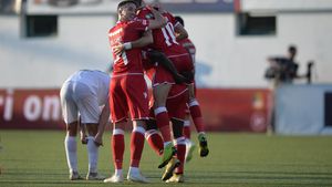 Dinamo l-a dat afară în plin campionat! Anunț oficial: fotbalistul a plecat din Ștefan cel Mare