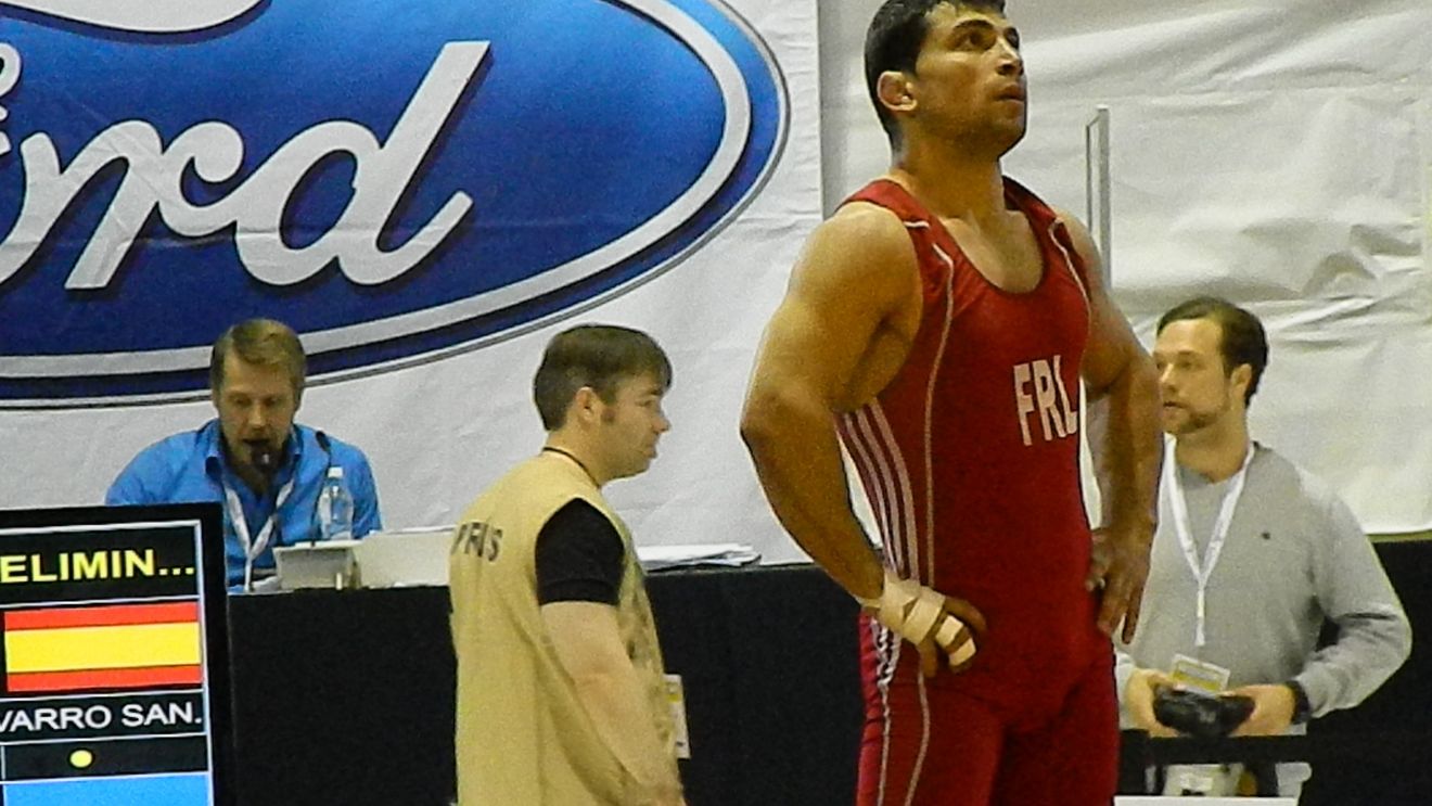 Spera la o medalie în cea mai frumoasă zi a anului, dar a pierdut în optimi. Pușcașu, eliminat de finalistul competiției la CE de Lupte din Finlanda 