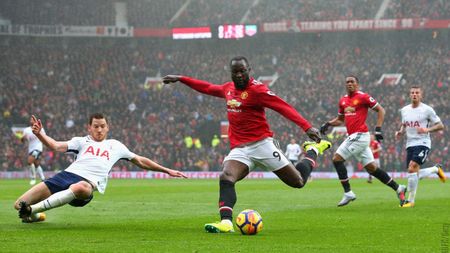 "Divolii" continuă urmărirea "cetățenilor"! Lui Mourinho i-a ieșit planul în partida cu Tottenham