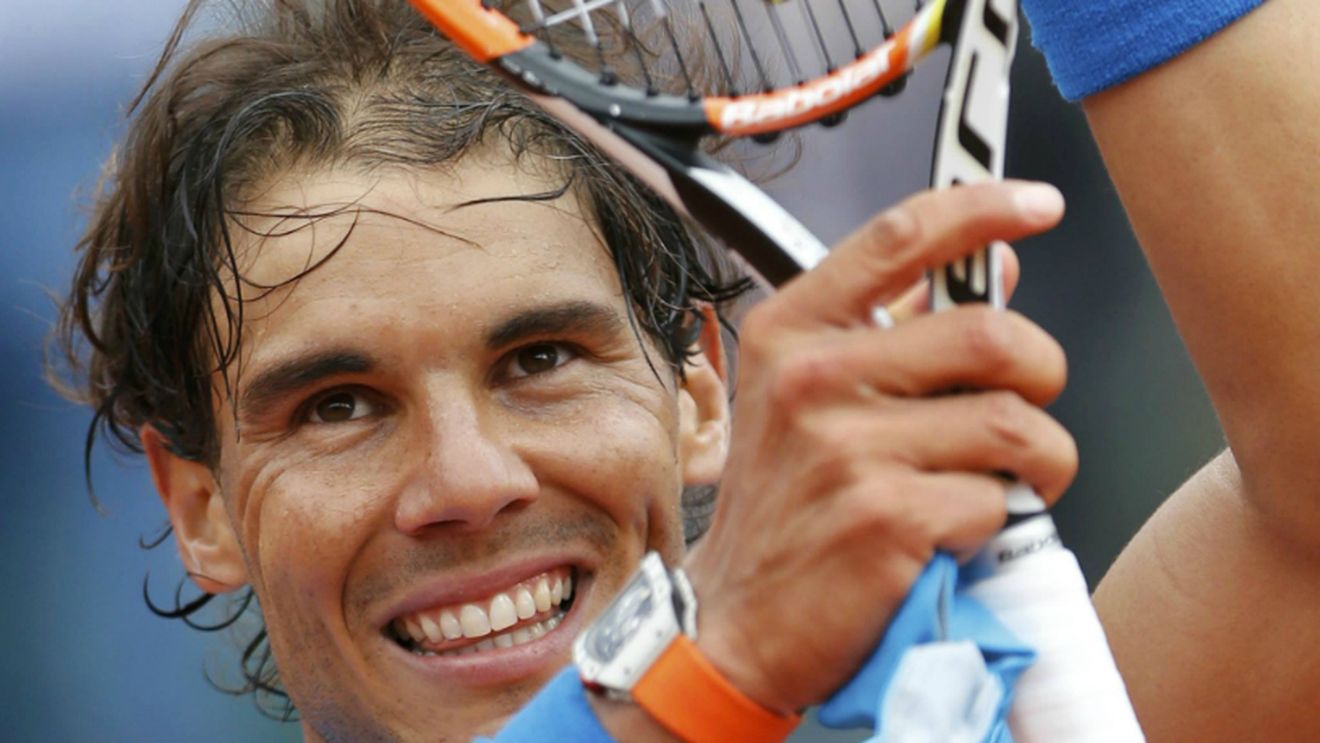 FOTO | Nadal a ieșit pe teren la Roland Garros cu un ceas de 800.000 de dolari: "Oare cum poate lovi mingea!?"