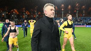 Moldovan, Drăgușin, Rațiu, Răzvan Marin și Pușcaș l-au băgat în „boală” pe Edi Iordănescu! „N-a ieșit din casă de câteva zile și are temperatură. E amărăciune și că nu joacă unii fotbaliști din națională”