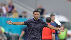 Ce a spus Nicolae Dică după ce oficialii FCSB au fost acuzați că le-au oferit cadouri arbitrilor! „Mă gândesc că nu le-a dat altceva acolo, nu?”