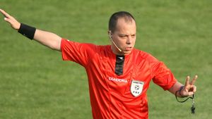 Avram își bagă fiul pe lista FIFA