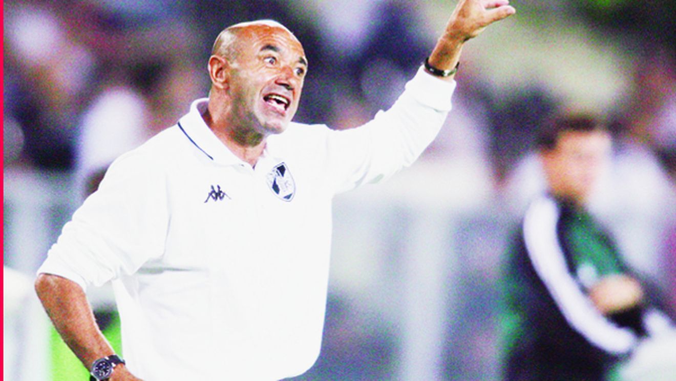 El este al 11-lea antrenor al CFR-ului **din "era Paszkany"