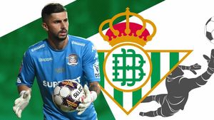 Horațiu Moldovan și-a dat acordul să plece la Betis Sevilla, Rapid nu vrea să accepte o sumă sub clauza de reziliere, spaniolii au un alt preț în minte. Detaliile transferului care pune pe jar staff-ul tehnic al giuleștenilor. EXCLUSIV