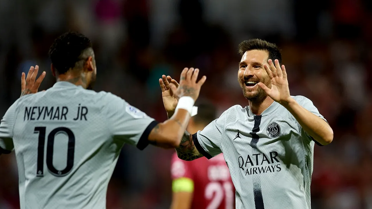 Leo Messi, gol fenomenal, din foarfecă, pentru PSG! Neymar a marcat și el în victoria cu 5-0 din primul meci al noului sezon din Ligue 1 | VIDEO