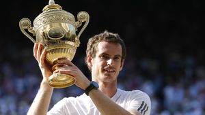 Andy Murray și-a confirmat logodna cu Kim Sears, fiica fostului jucător de tenis Nigel Sears