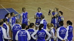 Afacerea "Cupa României". HCM a dat o dublă lovitură prin aducerea turneului Final 4 în Baia Mare. Interes maxim pentru o finală HCM - CSM București: coadă mare la bilete