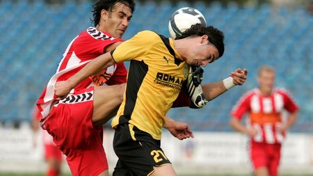 "Steaua l-a ofertat pe Sburlea, dar n-a mai dat niciun semn!** Cei de acolo nu respectă ce vorbim!"