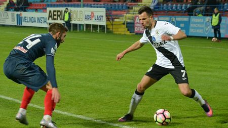 OFICIAL | Liga 1 a rămas fără golgheter. Llullaku a semnat cu noua echipă  