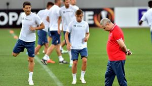 Marius Șumudică, trădat de Daniel Niculae! Cine este omul care i-a spus direct antrenorului că președintele Rapidului  l-a „curățat" : „Ce ți-am zis, măi, tată? Te-a făcut! A fost mai șmecher!" | EXCLUSIV