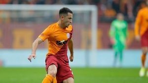 Continuă scandalul după transferul lui Olimpiu Moruțan la Galatasaray. „Nu sunt deloc de acord! Nu-s fanul poeziei domnului Argăseală!”