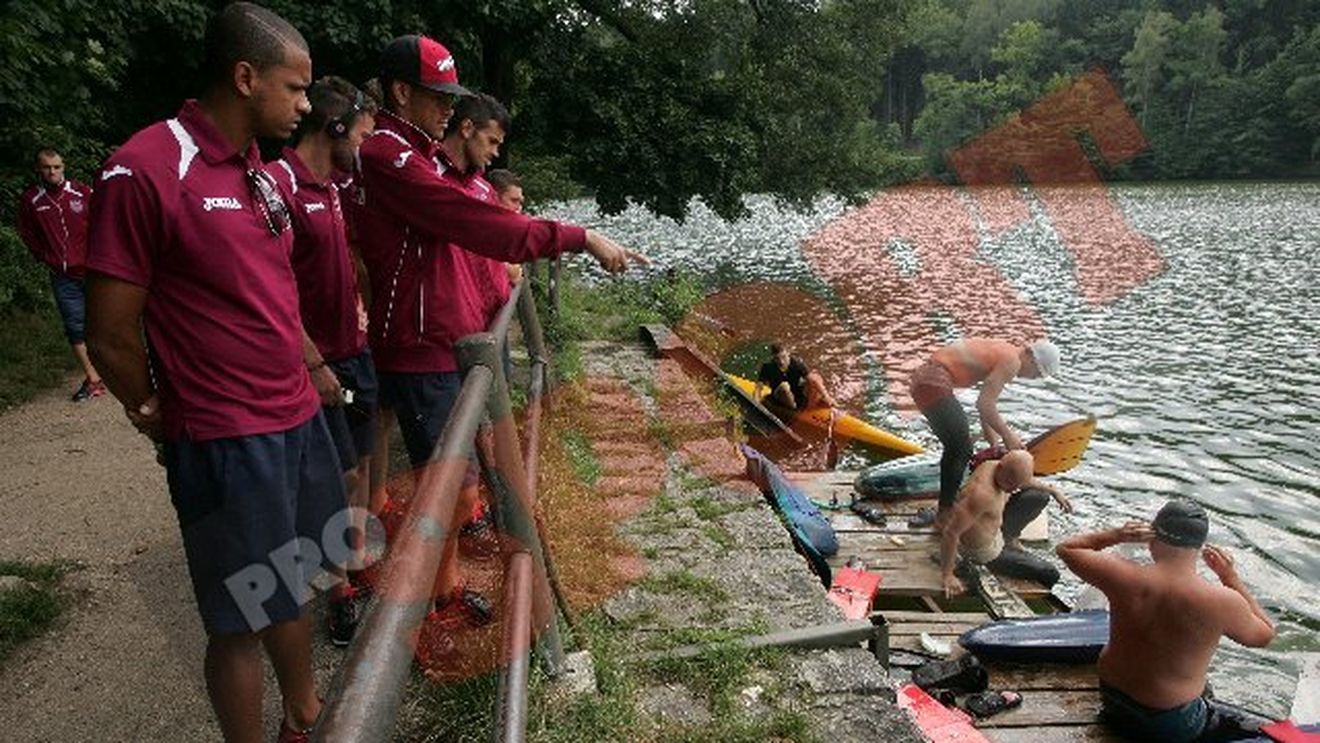 FOTO - Clujenii, ironizați la Liberec. **Vezi ce au pățit elevii lui Andone în această dimineață și răspunsul GENIAL dat cehilor