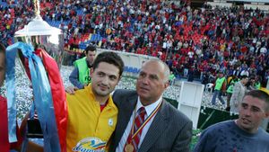 Țiți Dumitriu vine la Sport.ro de la 19:00!