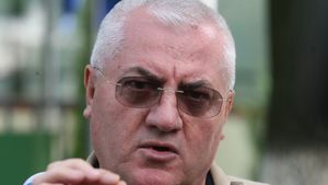 Dragomir: "Este o decizie aproape regulamentară"