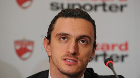 A fost arestat Dragoș Săvulescu, fostul acționar de la Dinamo. Se afla în Grecia alături de iubită