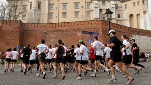 Un maratonist a fost oprit cu un pistol cu electroșocuri pentru că alerga dezbrăcat