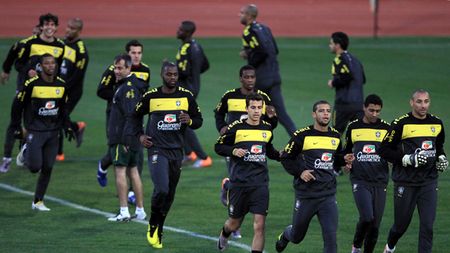 Robinho, Pato și Dani Alves - nu fotbal, magie! Brazilia - Iran, joi ora 20:00, în direct la Sport.ro