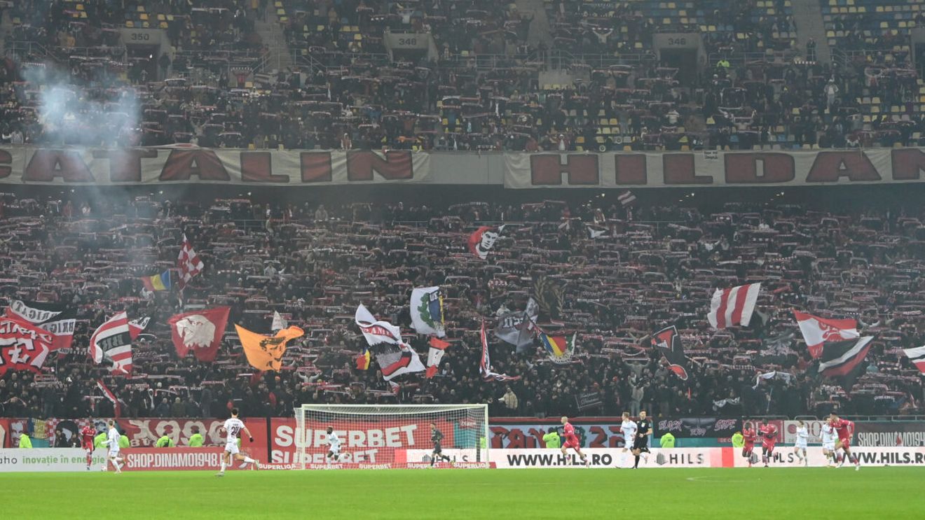 „Oricine va fi prins, va fi scos din peluză și nu va mai fi primit!”. PCH îi amenință pe fanii lui Dinamo care nu respectă regula