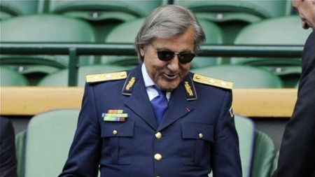Ilie Năstase, atac dur la adresa ministrului Apărării: "Dacă nu vrea să discute cu Becali, îi propun să facă un alt cimitir în locul stadionului Stelei!"