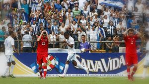 MĂ‚CEL în preliminariile CM 2014!** VIDEO Un atacant EVADAT din Liga 1 a făcut SHOW: hat-trick în meciul care a dat scorul zilei."Am fost tratat ca un sclav în România!"