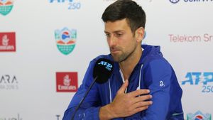 Novak Djokovic recunoaște pentru prima dată că problemele sale de sănătate sunt majore și este la un pas de retragere! Sârbul, demolat psihic după al doilea meci de la Australian Open: „Nu e bine deloc! Depinde de Dumnezeu”
