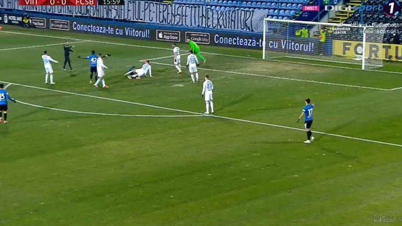 Iulian Cristea, gafă uriașă după debutul în forță al FCSB! Istvan Kovacs a dictat penalty la atacul fundașului asupra lui Mățan | FOTO&VIDEO