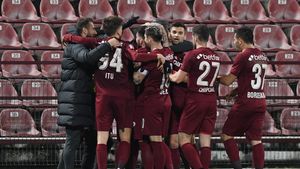 Fotbalistul de la CFR Cluj care lucrează perfect cu Marius Șumudică. „Dan Petrescu și Edi Iordănescu nu au reușit să facă aceste lucruri cu el!”