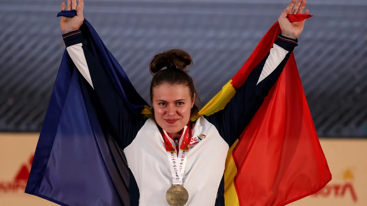 Loredana Toma, trei medalii de aur la Campionatul European de haltere! Românca n-a avut rivală la categoria olimpică de 71 kg