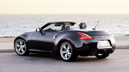 Vara asta se poartă Z!** Roadster-ul, puțin mai greu decât Coupe-ul