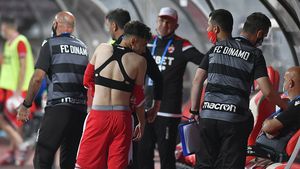 Mesajul care i-a șocat pe oamenii de la Dinamo! Probleme financiare mari: conducerea a anunțat staff-ul auxiliar și angajații că nu își vor primi salariile: „Jucătorii au prioritate acum” | EXCLUSIV