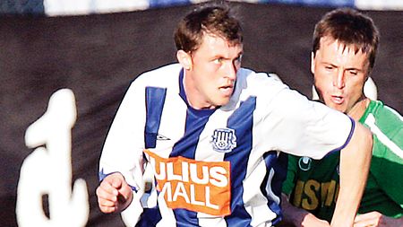 Bâlbă, asaltat de oferte!