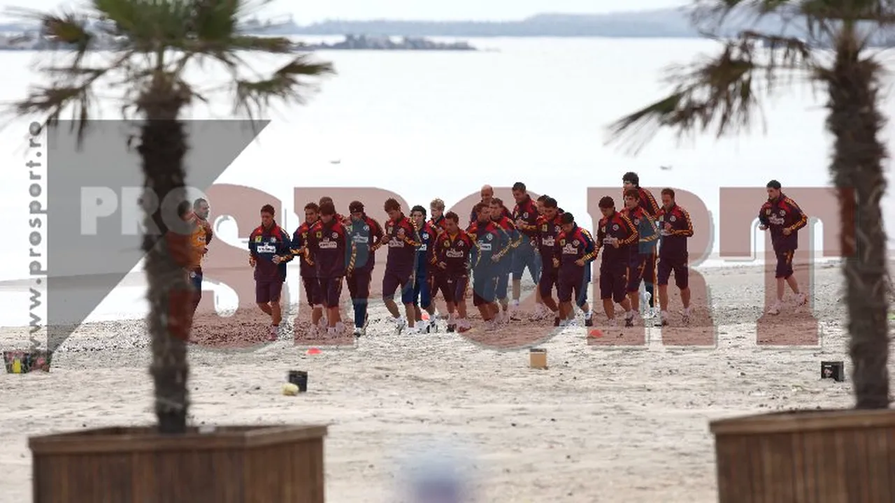 FOTO! Tricolorilor le place la mare: au făcut al doilea antrenament pe plajă!