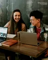 Interviul invers: 10 întrebări inteligente pe care să le pui tu angajatorului