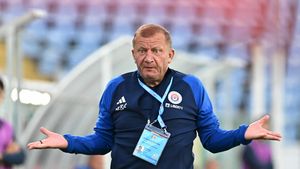 Episod fabulos cu Dorinel Munteanu în prim-plan! Tehnicianul și-a pus la punct jucătorul în stilul caracteristic: „Bă, râsule, ce faci, bă?”. Ce a urmat în relația dintre cei doi. VIDEO EXCLUSIV