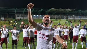 Dragoș Grigore, pus la punct de liderul galeriei Rapidului. „Tu să-ți vezi de fotbal, nu ne trage pe noi la răspundere!”