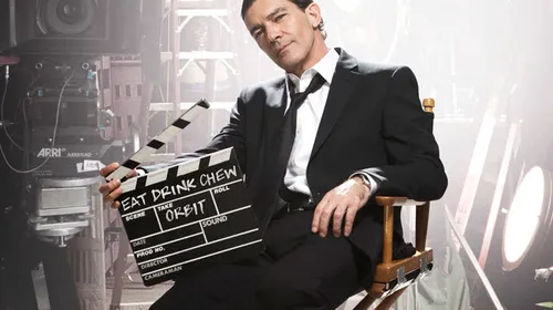 Antonio Banderas „joacă” pentru Orbit, în campania publicitară din 2013
