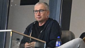 Dan Petrescu e considerat antrenorul ideal pentru FCSB. Mesaj direct pentru Gigi Becali: „E echipa lui de suflet”
