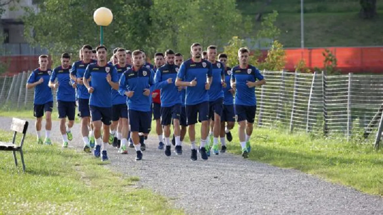 FOTO | Naționala de tineret a României a ajuns în Italia, la Euro 2019! Lipsesc șapte fotbaliști din lotul convocat de Rădoi