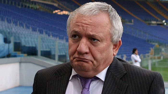 Porumboiu refuză "femeia fermecătoare din Giulești" propusă de George Copos:** "Toate apele din lume nu m-ar spăla dacă aș face asta"