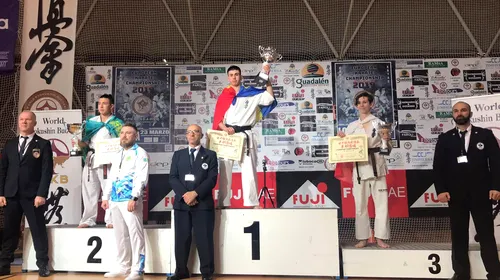 FOTO | Doi români au cucerit aurul la Campionatul European de Kyokushin din Spania